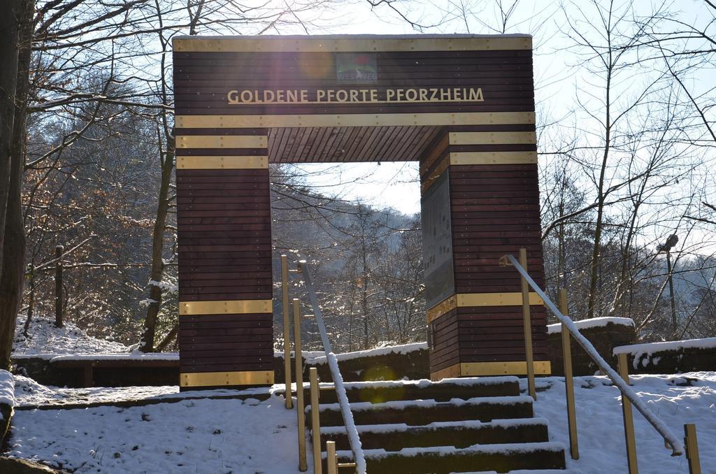 Gaestehaus Nagoldblick Pforzheim Bagian luar foto